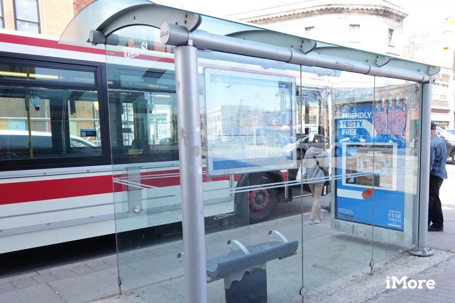 Bus_Station_in_Canada