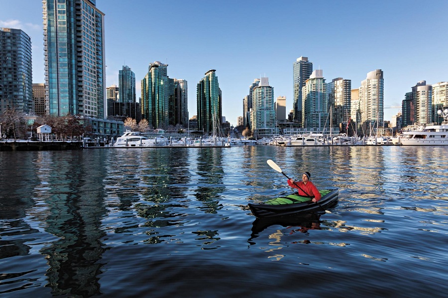 kayak-vancouver.adapt.1900.1